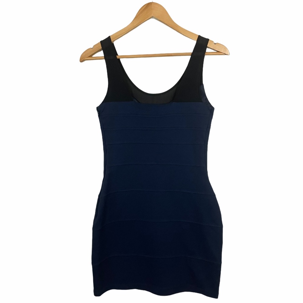 Express Mesh Bodycon Dress - Picture 5 of 8